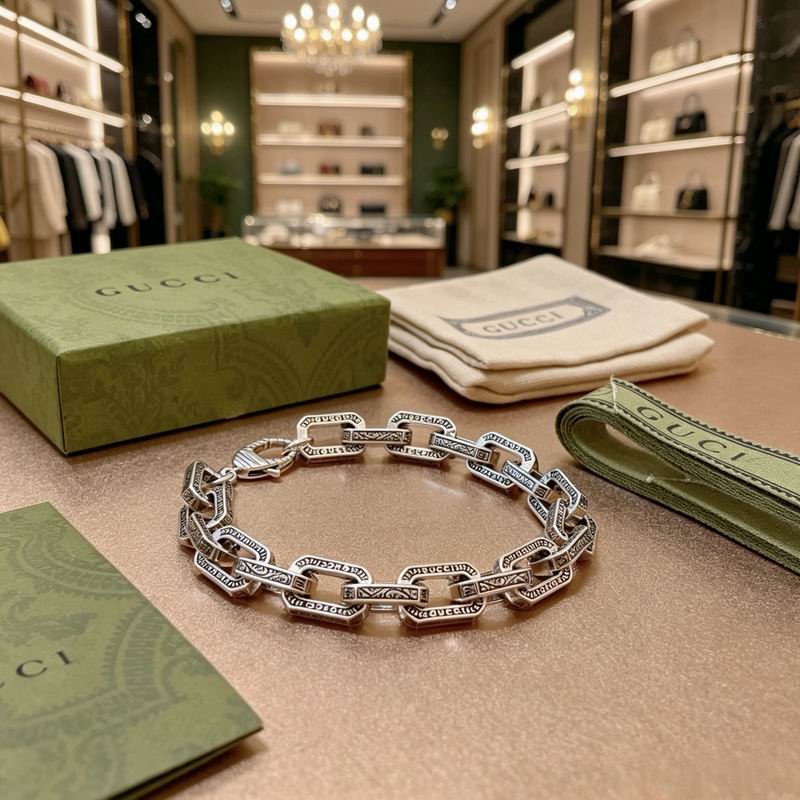Gucci Bracelet 06yxs77